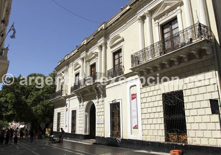 Faculté de Droit et Sciences Sociales de Cordoba Faculté de Droit et Sciences Sociales de Cordoba