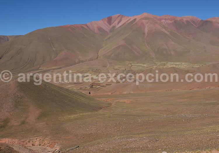 Village et route de Coranzuli Village et route de Coranzuli