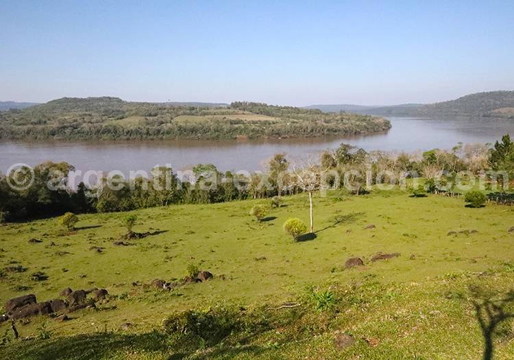 Río Uruguay entre Argentine et Brésil Río Uruguay entre Argentine et Brésil