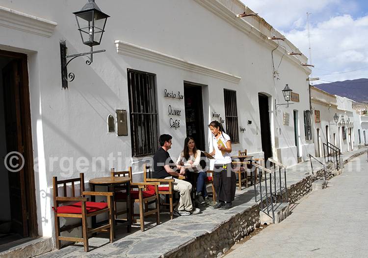 Oliver Bar, Cachi Oliver Bar, Cachi