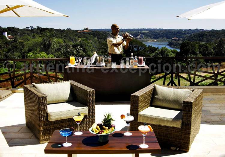 Les bars et peñas à Puerto Iguazu Les bars et peñas à Puerto Iguazu