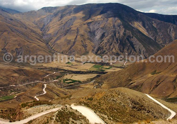 Cuesta del Obispo, entre Salta à Cachi Cuesta del Obispo, entre Salta à Cachi