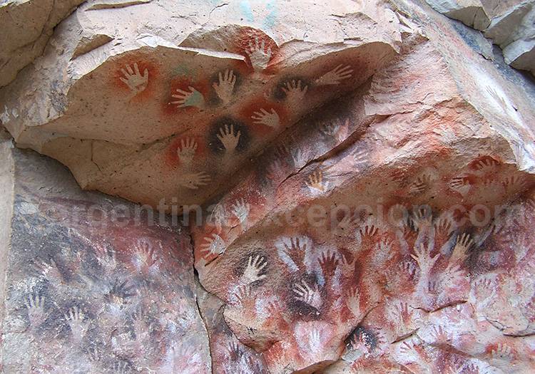 Cueva de Los Manos Cueva de Los Manos