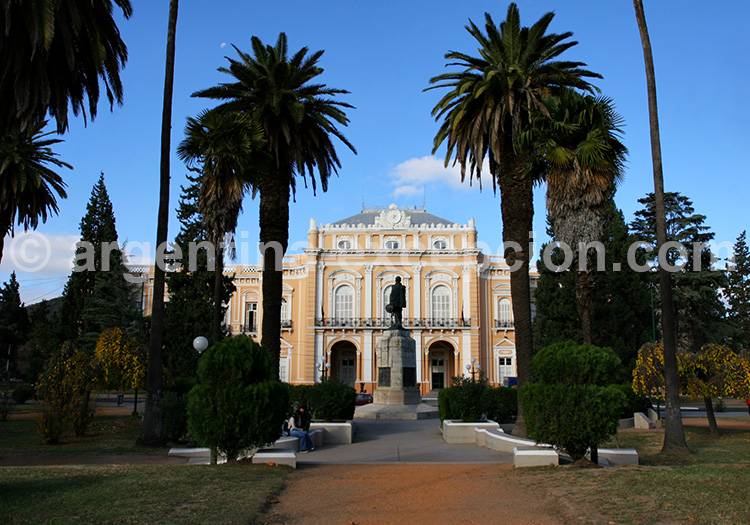 Place Guemes, Salta Place Guemes, Salta