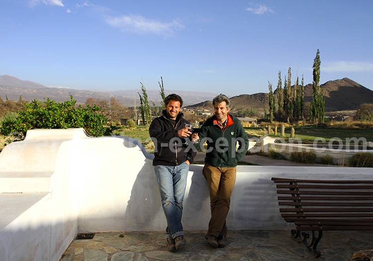 Bars et peñas de San Antonio de los Cobres Bars et peñas de San Antonio de los Cobres