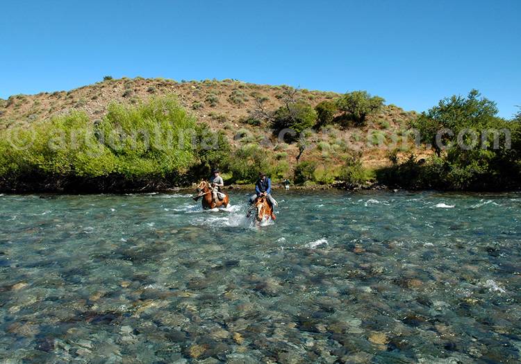 Raid à cheval au lodge Spring Creek Raid à cheval au lodge Spring Creek
