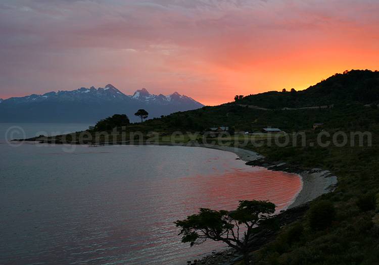 Canal Beagle, Ushuaia Coucher de soleil Ushuaia