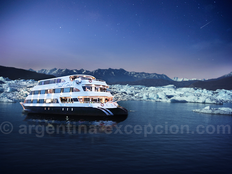 Catamaran Santa Cruz, lac Argentino Catamaran Santa Cruz, lac Argentino