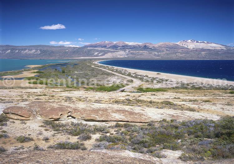 Lac Pueyrredón, lac Posadas, Hipólito Yrigoyen Lac Pueyrredón, lac Posadas, Hipólito Yrigoyen