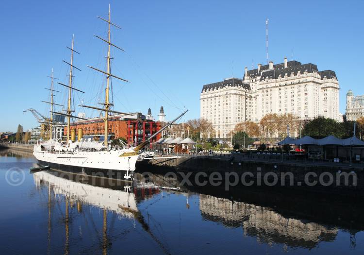 Bateau Sarmiento, Buenos Aires Bateau Sarmiento, Buenos Aires