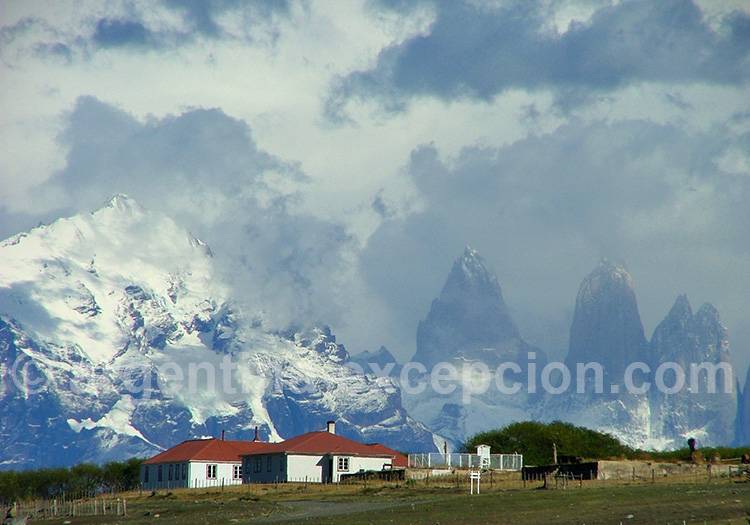 Estancia Cerro Guido, Torres del Paine Estancia Cerro Guido, Torres del Paine