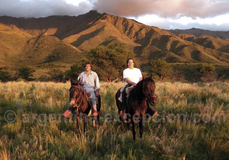 Balade à cheval à l'estancia La Constancia, Córdoba Balade à cheval à l'estancia La Constancia, Córdoba
