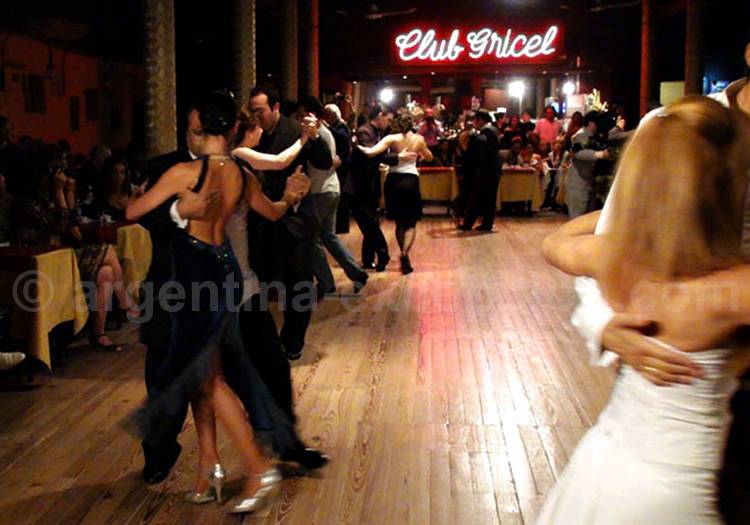 Pratique du tango en milonga, Buenos Aires Pratique du tango en milonga, Buenos Aires