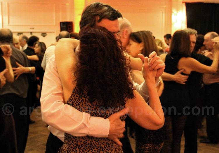 Milonga El Beso, Buenos Aires Milonga El Beso, Buenos Aires