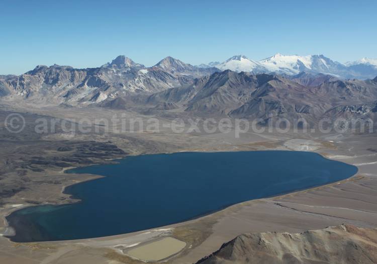 Laguna Diamante, vue aérienne Laguna Diamante, vue aérienne