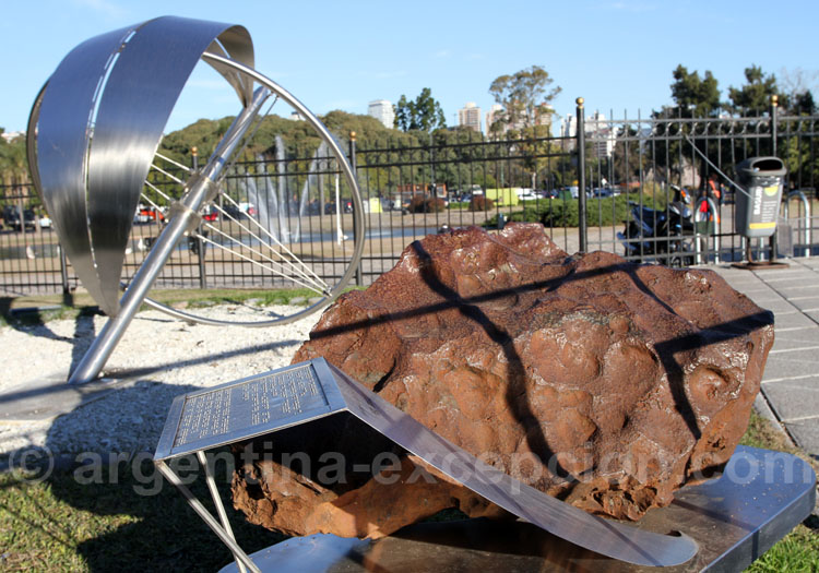 Météorite, Planétarium Buenos Aires Météorite, Planétarium Buenos Aires