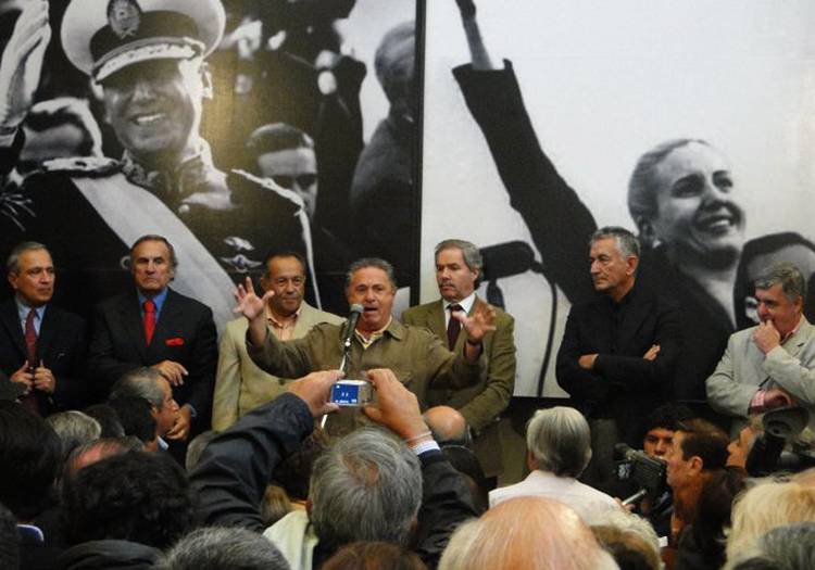 Eduardo Duhalde Eduardo Duhalde