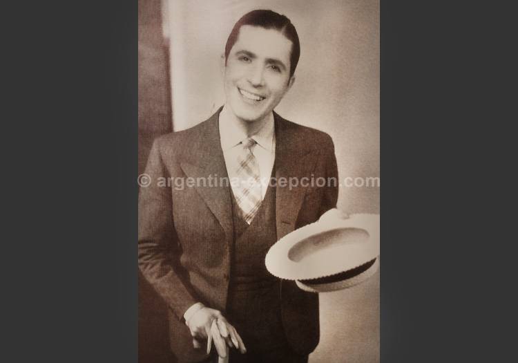 Portrait du rossignol Portrait du rossignol