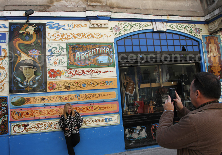Fresque de Gardel dans le quartier de l'Abasto Fresque de Gardel dans le quartier de l'Abasto