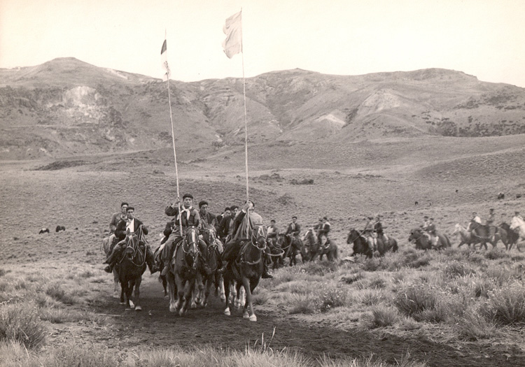 Mapuches Nguillatun. Licence CC Flickr, Iosephus Mapuches Nguillatun. Licence CC Flickr, Iosephus