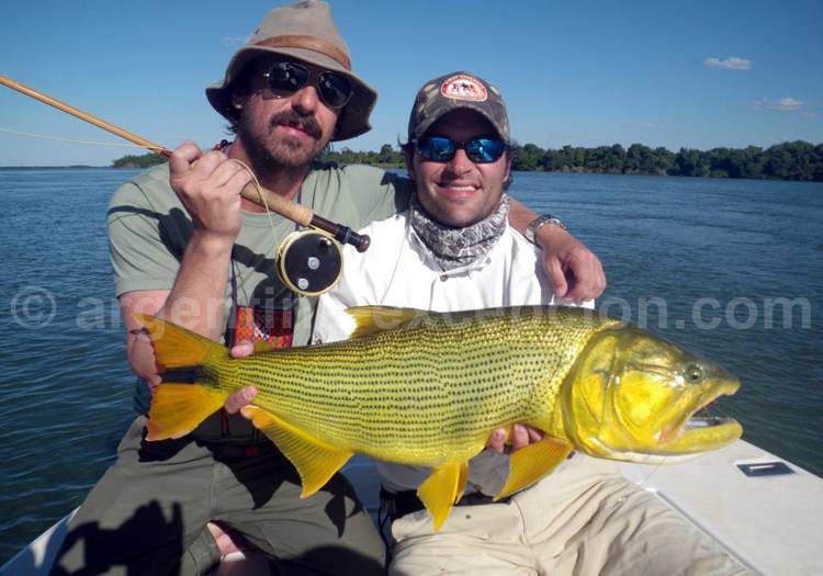 Séjour de pêche, río Paraná Séjour de pêche, río Paraná