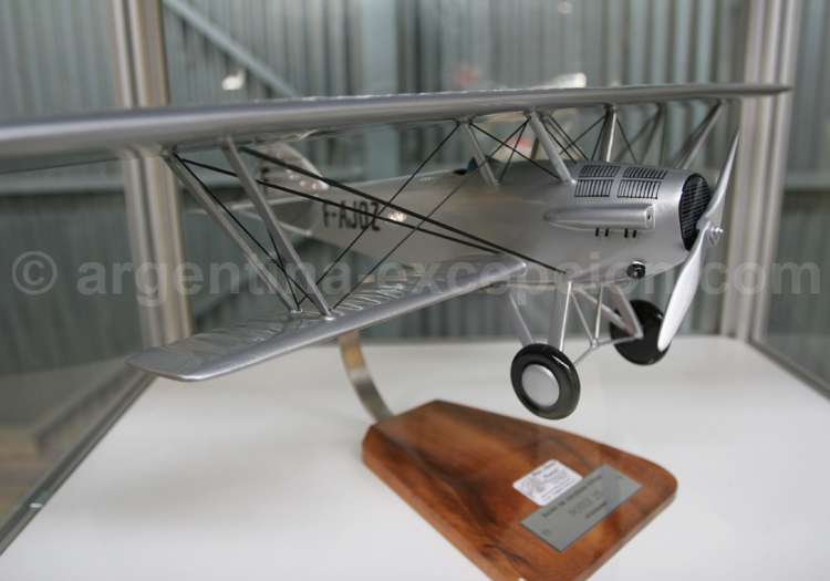 Potez 25. Musée Aéronautique de Moron Potez 25. Musée Aéronautique de Moron