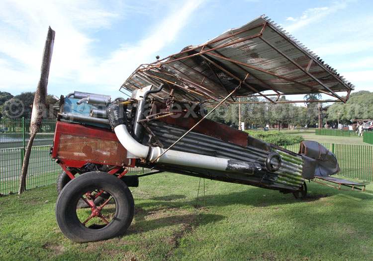 Sculpture de Regazzoni. quartier de la Recoleta Sculpture de Regazzoni. quartier de la Recoleta