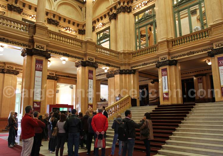 Entrée du Théâtre Colón Entrée du teatro Colón