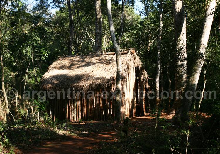 Village guarani, Puerto Iguazu Village guarani, Puerto Iguazu