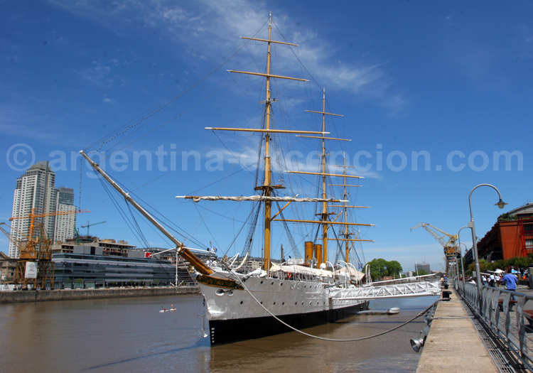 Musée Frégate Sarmiento, Puerto Madero Musée Frégate Sarmiento, Puerto Madero