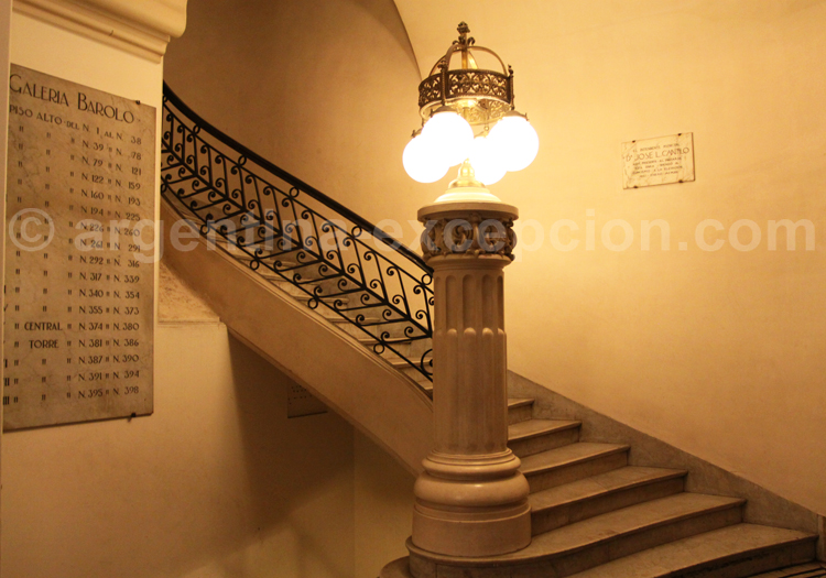 Les premières des 1410 marches du palais Les premières des 1410 marches du palais