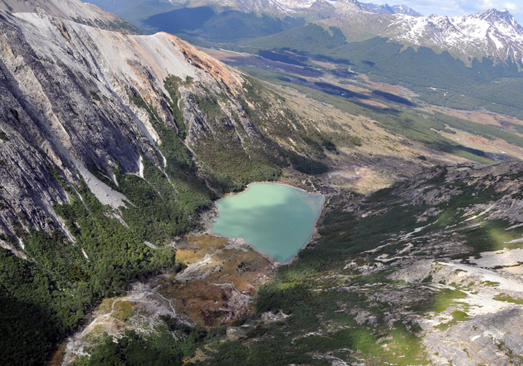 Survol en hélicoptère de Laguna Esmeralda, Ushuaïa Survol en hélicoptère de Laguna Esmeralda, Ushuaïa
