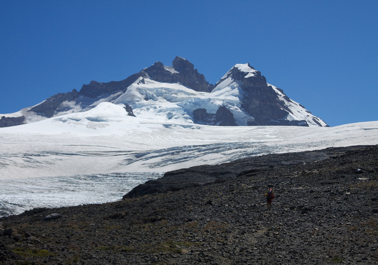 En quittant le refuge Otto Meiling, Tronador. CC Flickr McKay Savage En quittant le refuge Otto Meiling, Tronador. CC Flickr McKay Savage
