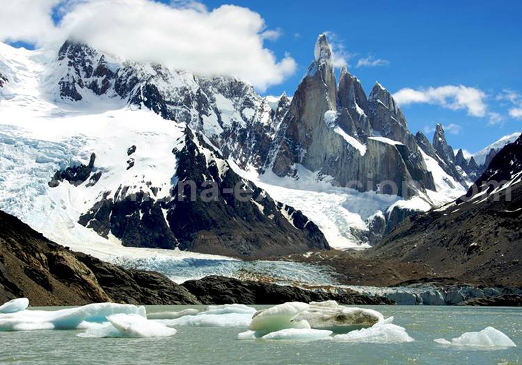 Le mont Fitz roy - Patagonie - Argentine Le mont Fitz roy - Patagonie - Argentine