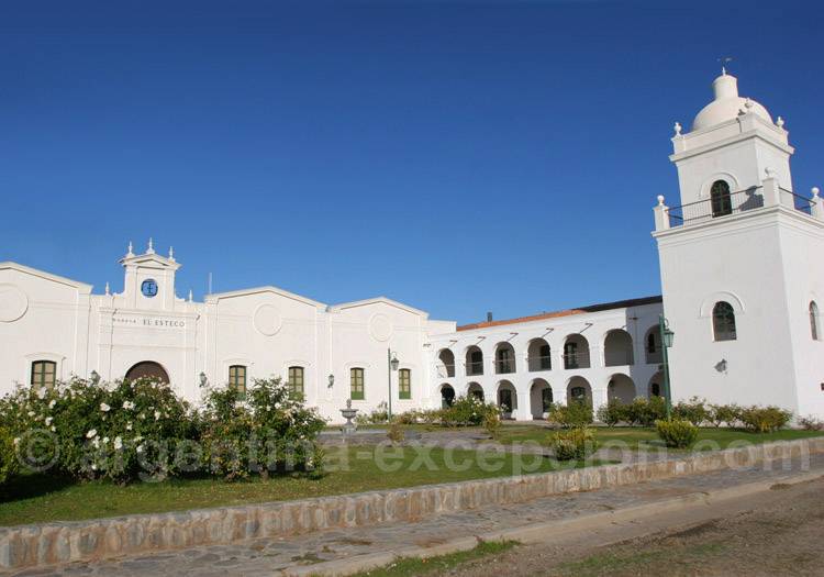 Visiter la bodega El Esteco, Cafayate, Argentine avec l'agence de voyage Argentina Excepción Visiter la bodega El Esteco, Cafayate, Argentine avec l'agence de voyage Argentina Excepción