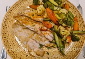 Plat traditionnel argentin - poisson et légumes