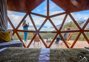 Pristine Calafate Luxury Camp - chambre avec terrasse privée et vue