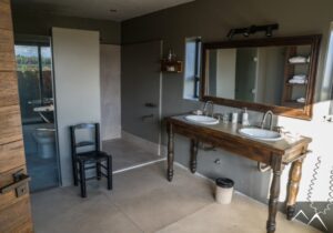 Salle de bain Atamisque Wine Lodge, Mendoza, Argentina Salle de bain Atamisque Wine Lodge, Mendoza, Argentina