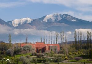 Volcans et montagnes de Mendoza, paysages environnants de Atamisque Wine Lodge