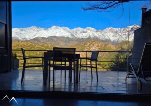 Vue sur les Andes depuis le Carmelo Mountain Lodge Vue sur les Andes depuis le Carmelo Mountain Lodge